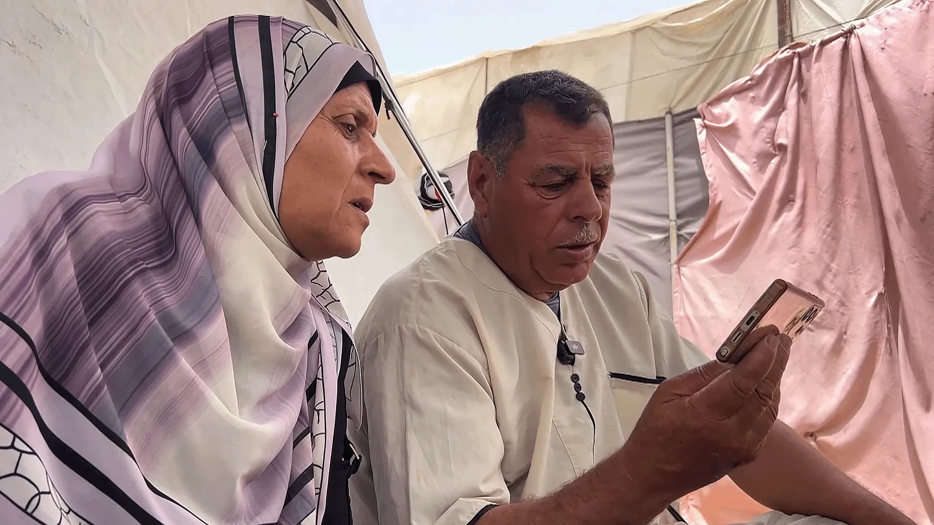 عن إرجاء الحج في المجتمعات الفقيرة إلى حين ميسرة